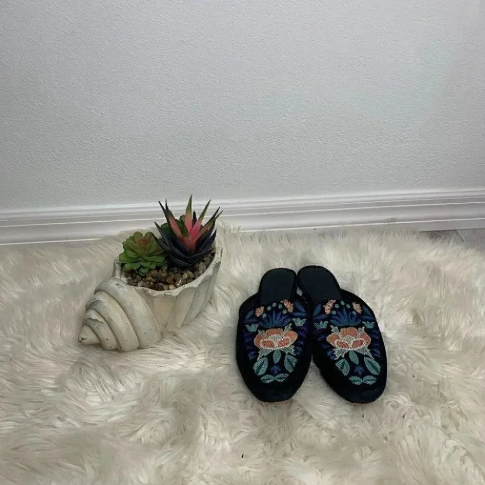 Rebecca Minkoff raylee embroidered loafers 7.5